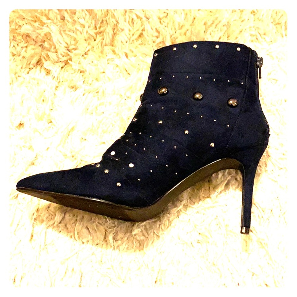 Navy blue boots 🌹